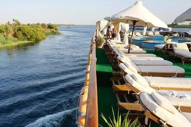 Båthotell Ultra Nile Cruise Luxor To Aswan Hotell